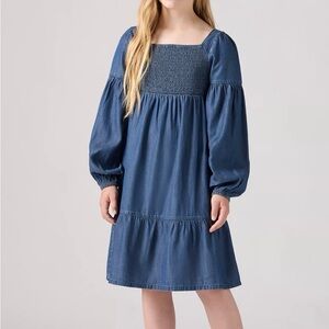 Levi's Girls' Indigo Blue Smocked Square-Neck Dress